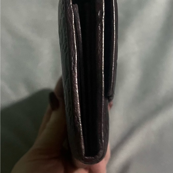 🔥Authentic Gucci Guccissima embossed leather wallet with gold heart GG logo - Picture 4 of 13